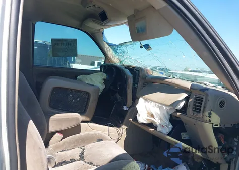 2003 Chevrolet Silverado 2500Hd Ls z USA, uszkodzony, nr VIN 1GCHC23U73F254293